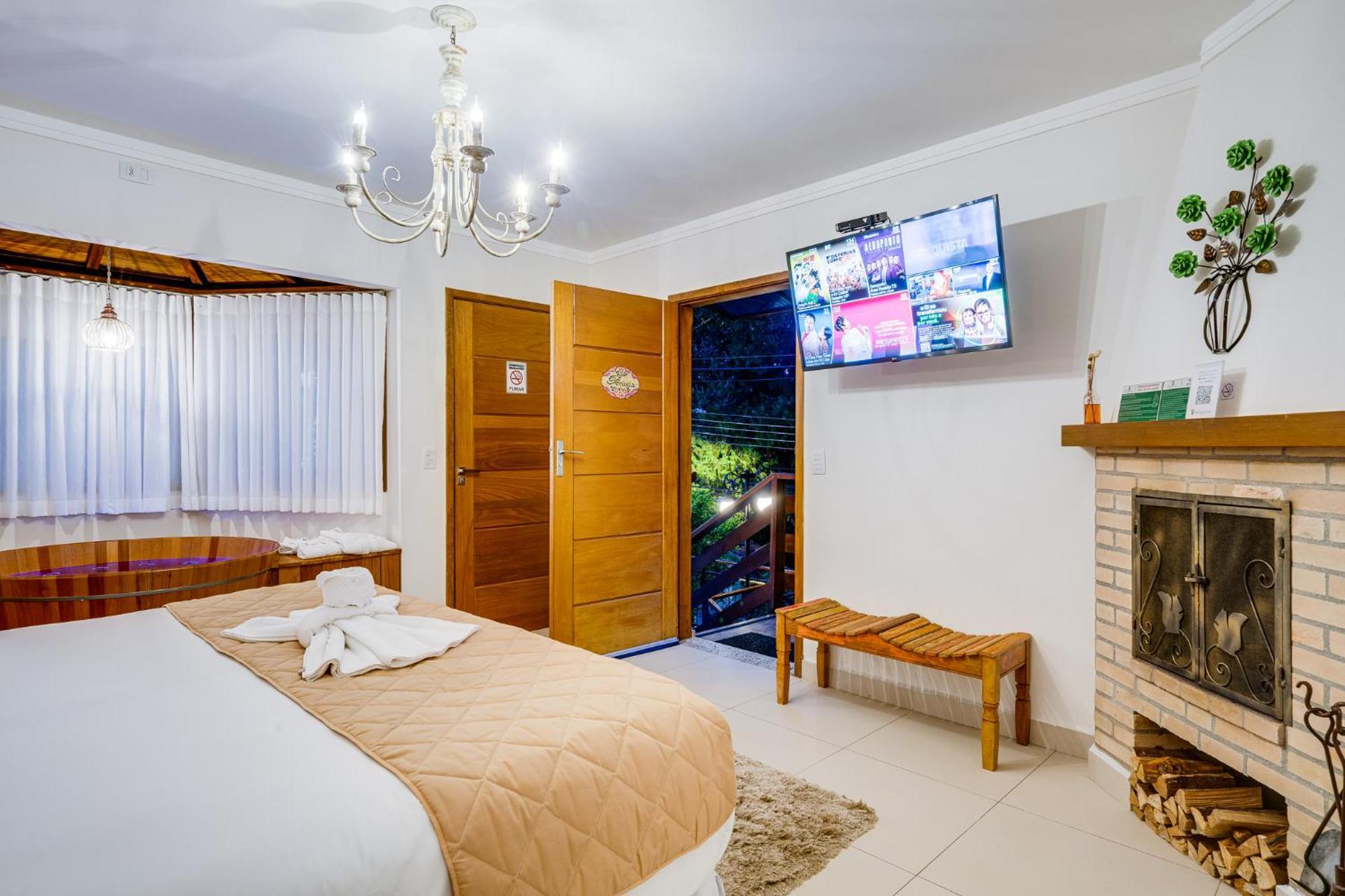 Pousada Valle Das Flores Monte Verde Экстерьер фото